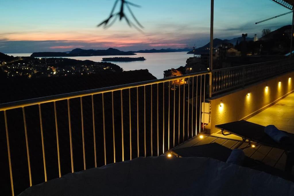 Kate'S Studio With An Amazing View Διαμέρισμα Ντουμπρόβνικ Εξωτερικό φωτογραφία